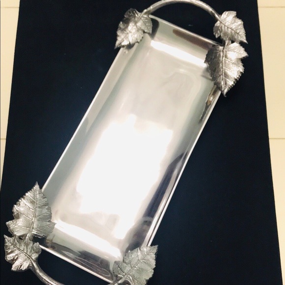 🌿New🍃Martha Stewart 14 inch leave🍃🌿Silver Tray🍃 - Picture 3 of 7